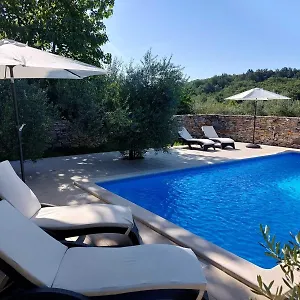 Gostinjska kuća Konoba Pjero