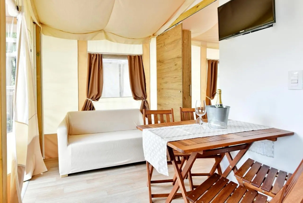 Holiday park Polidor Glamping Resort Mugeba