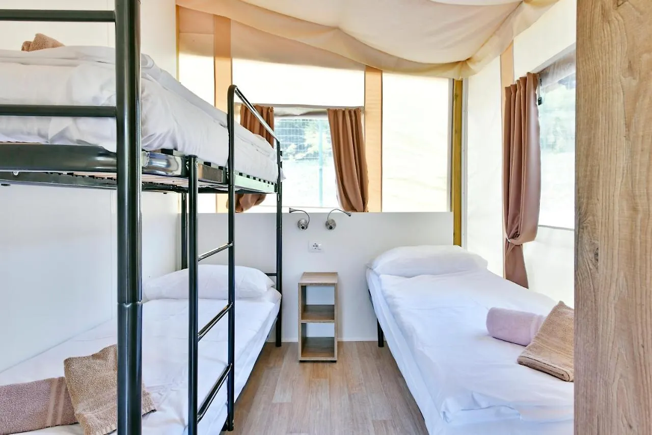 Polidor Glamping Resort Park za odmor