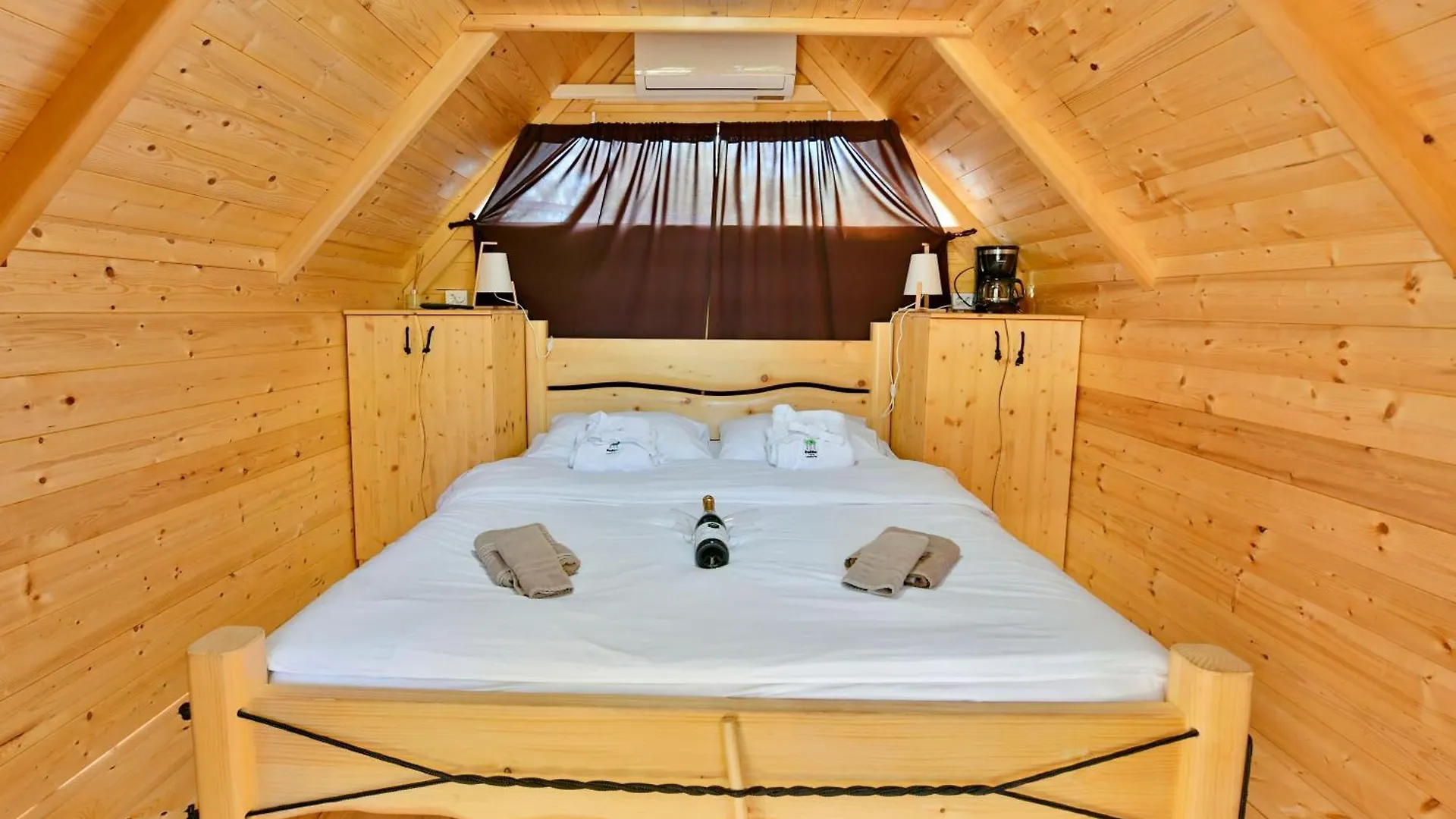 **** Holiday park Polidor Glamping Resort Mugeba Croatia